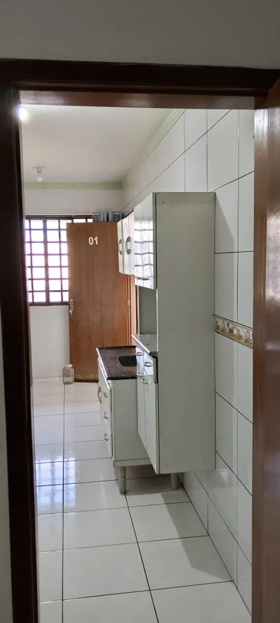  Apartamento com 1 quarto e sacada em Maringá - Foto 2