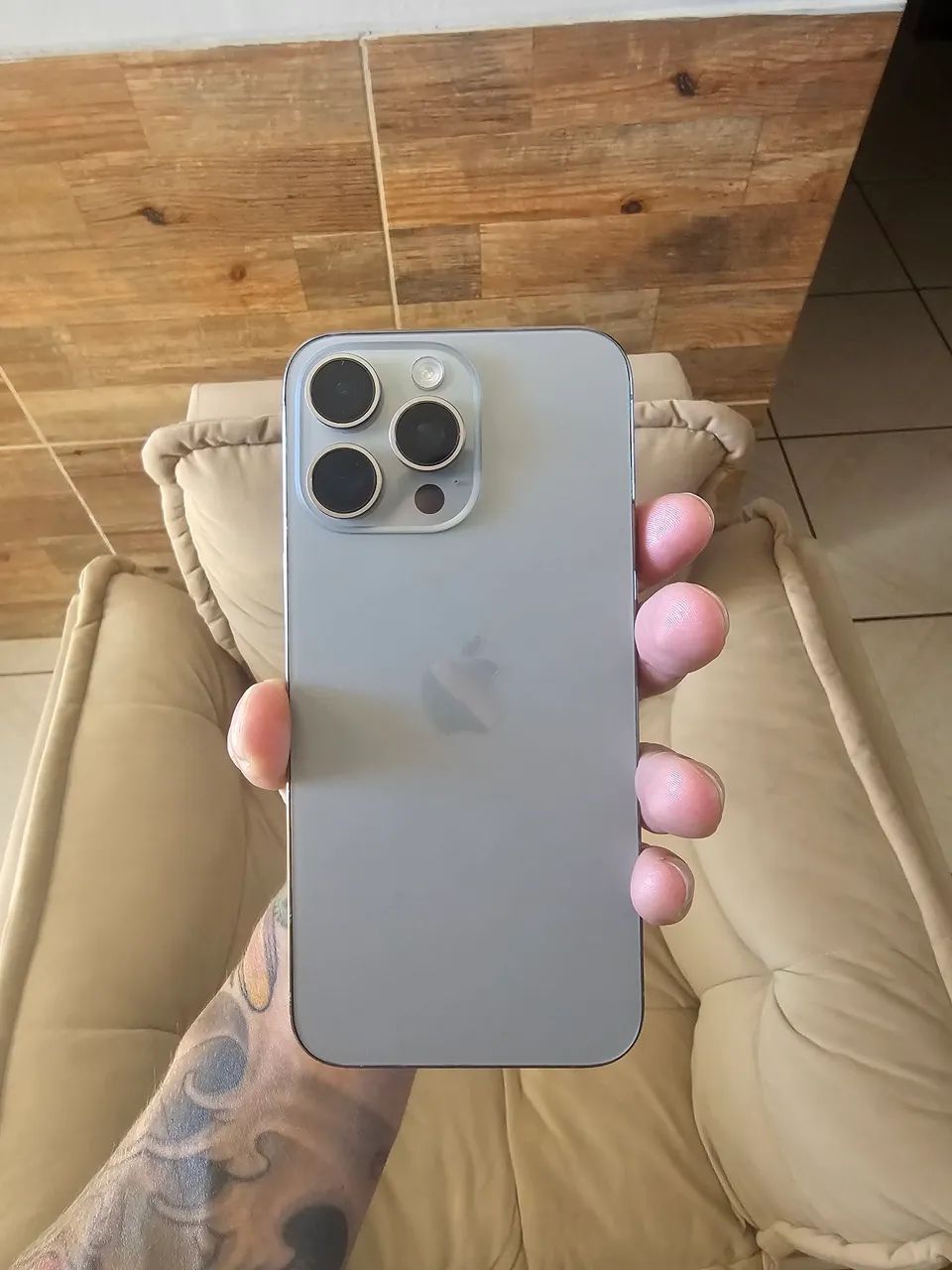 Iphone 15 Pro Max 256GB em ótimo estado de conservação  - Foto 2