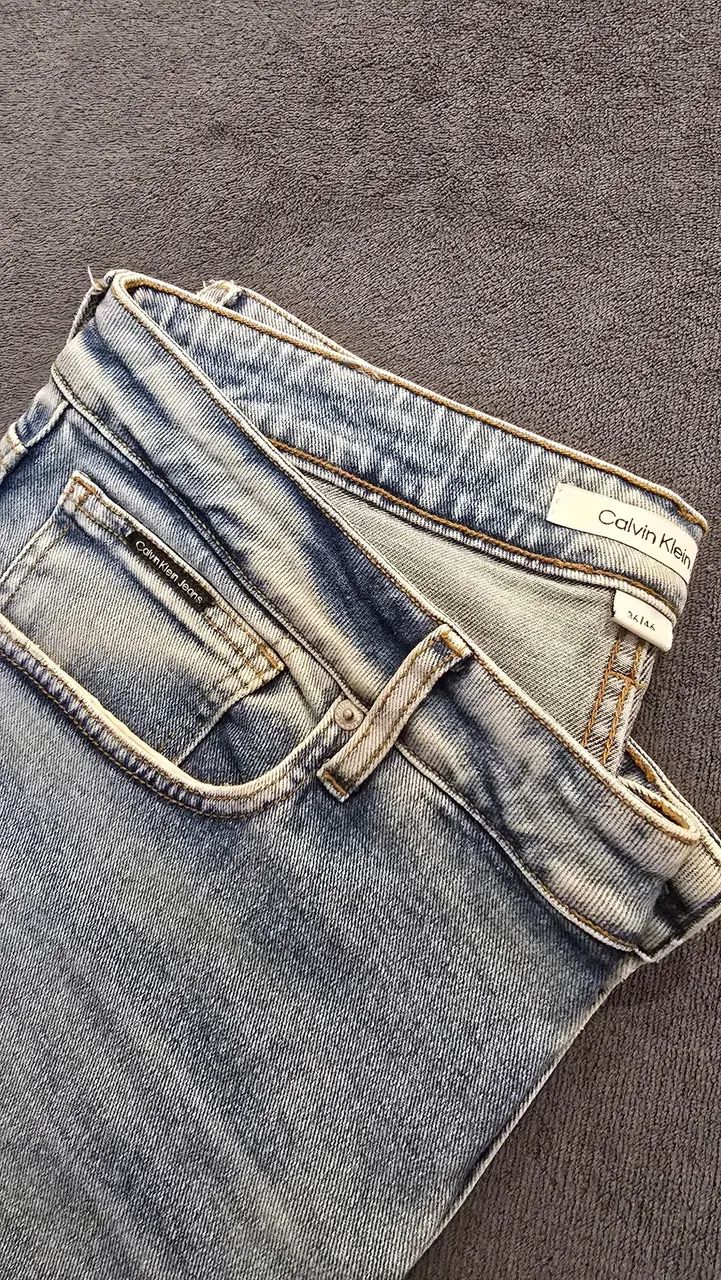 Calça jeans claro Slim Calvin Klein  - Foto 2