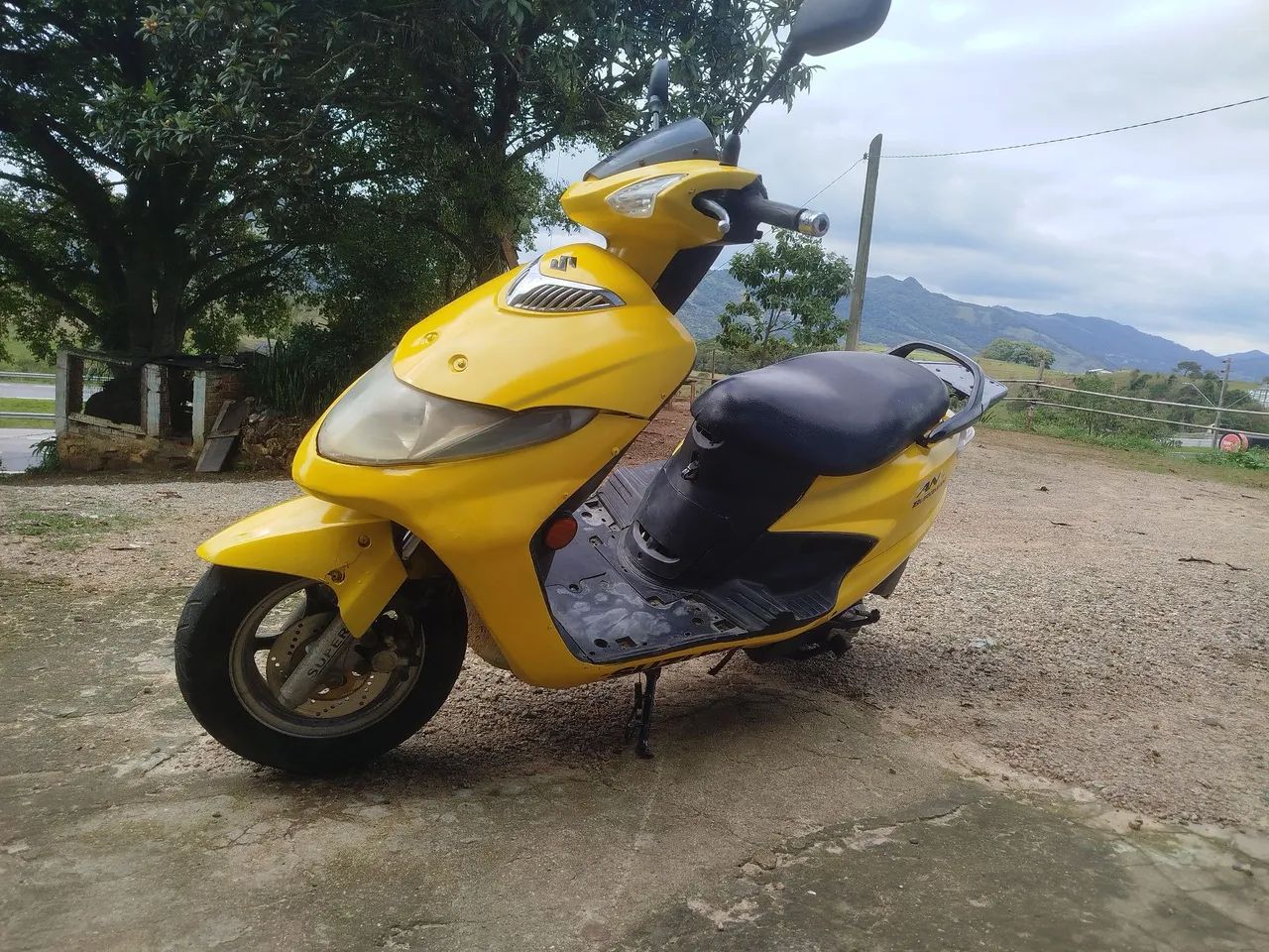 Burgman 125 barbada - Foto 2