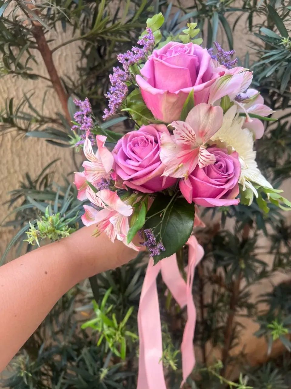 Flores de presente, arranjo floral - Foto 3