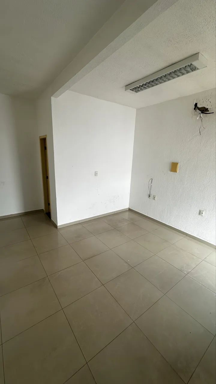 Sala Comercial na Principal da Estrada do Manôa | 2º Andar | R$ 1.500 - Foto 5