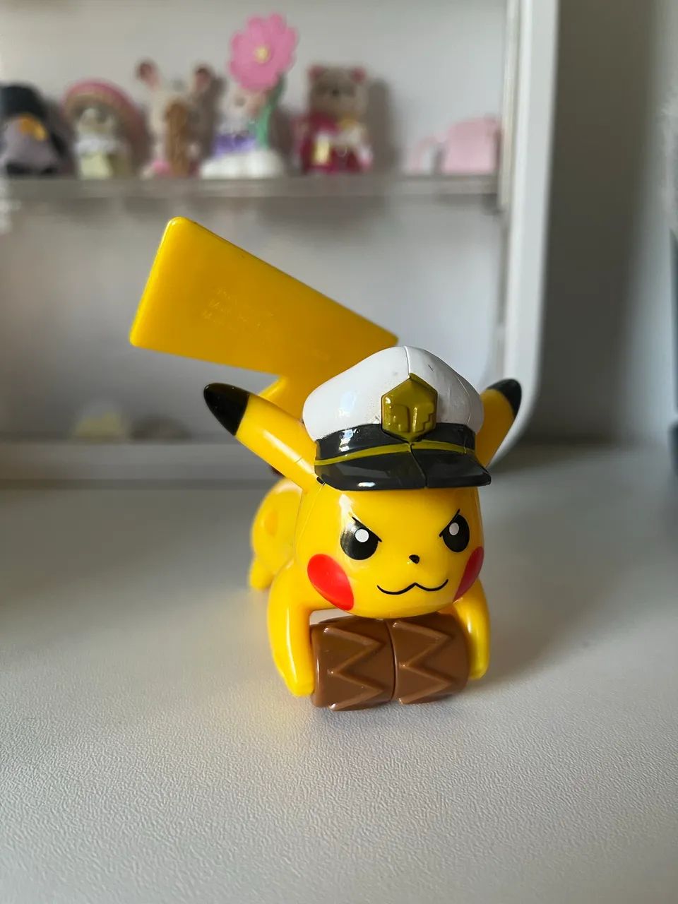 Boneco Capitão Pikachu Pokémon McDonald's 2025