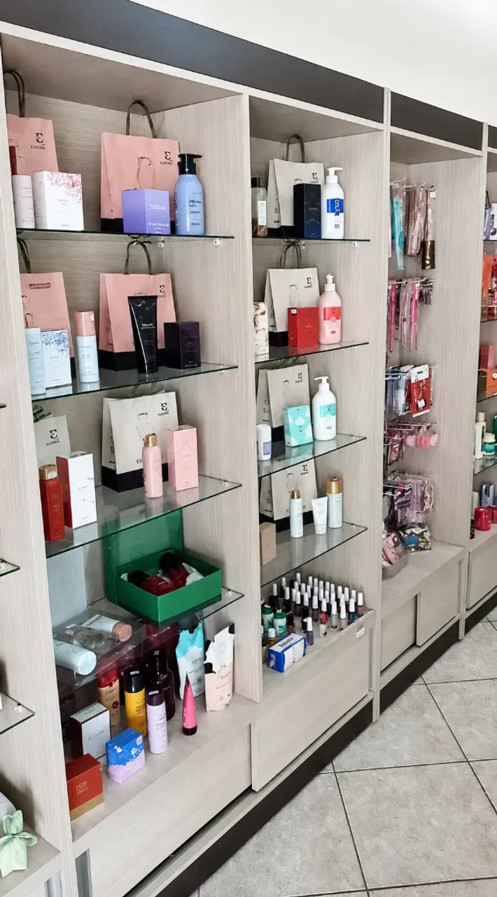 Vende-se móveis modulados para loja de produtos de beleza. - Foto 4
