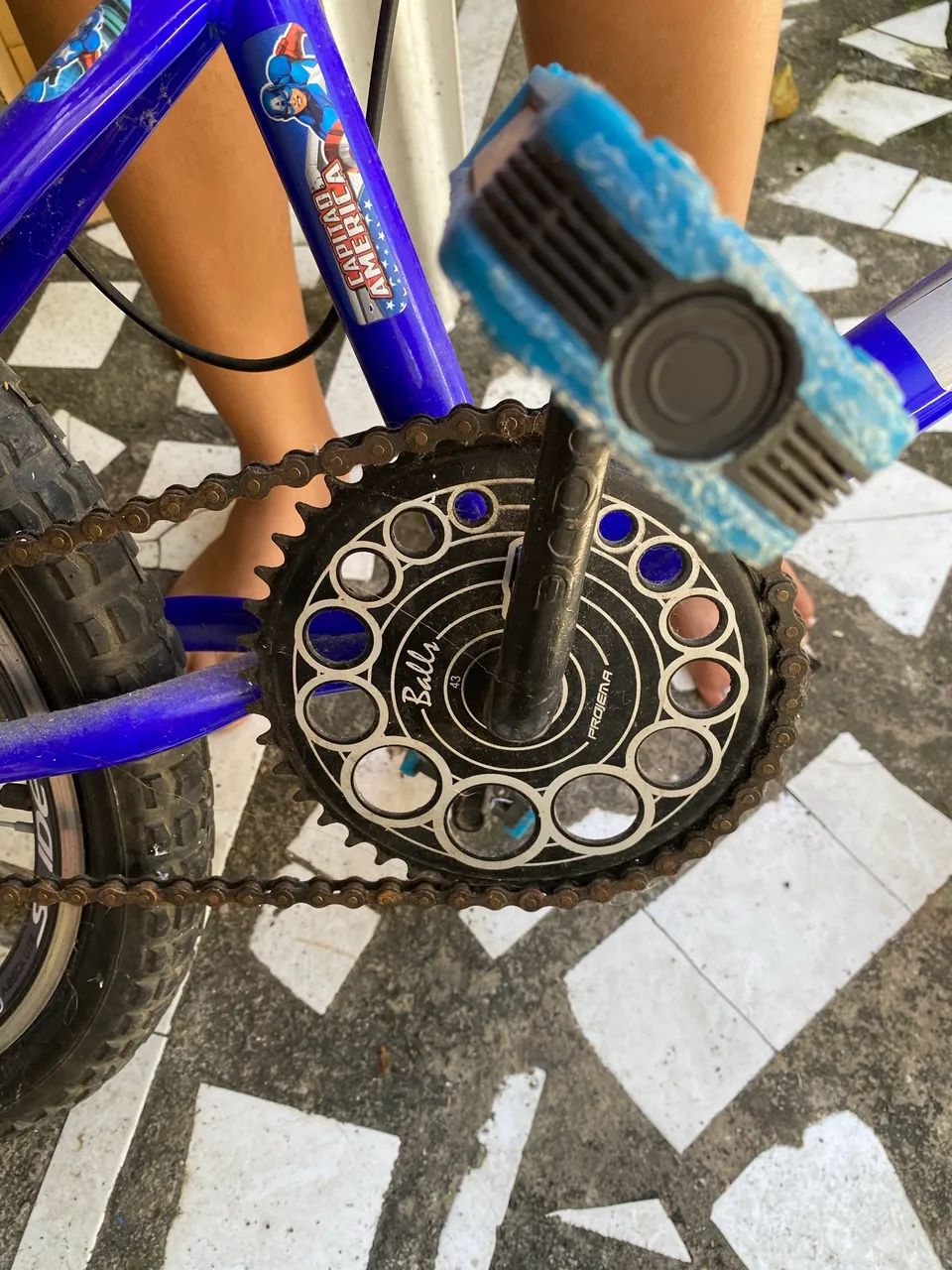 Bicicleta infantil sem marcas de uso - Foto 4