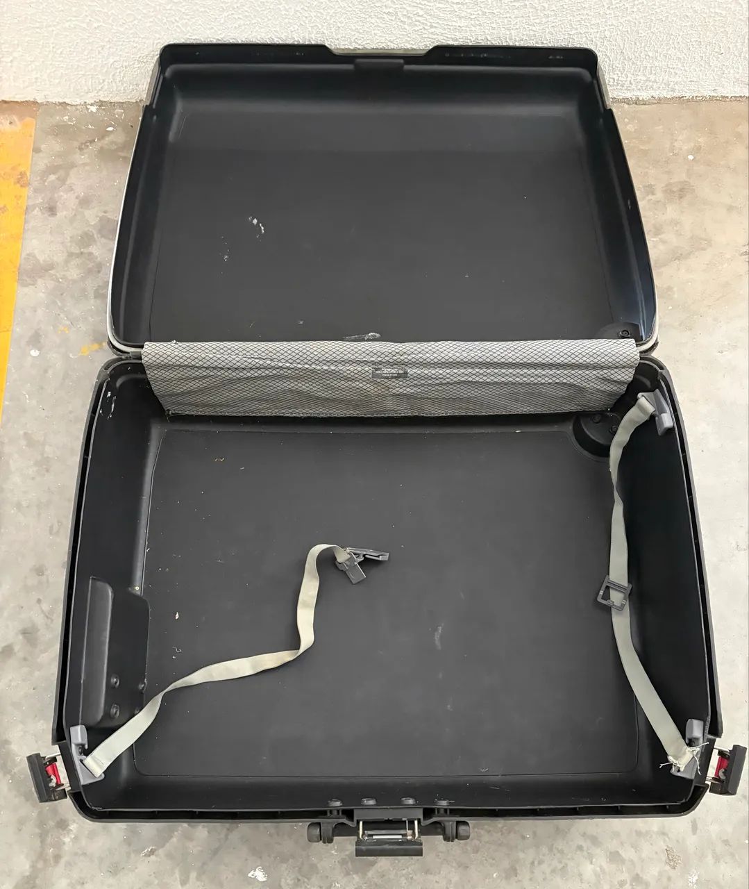 Mala Samsonite com rodas e segredo - Foto 3