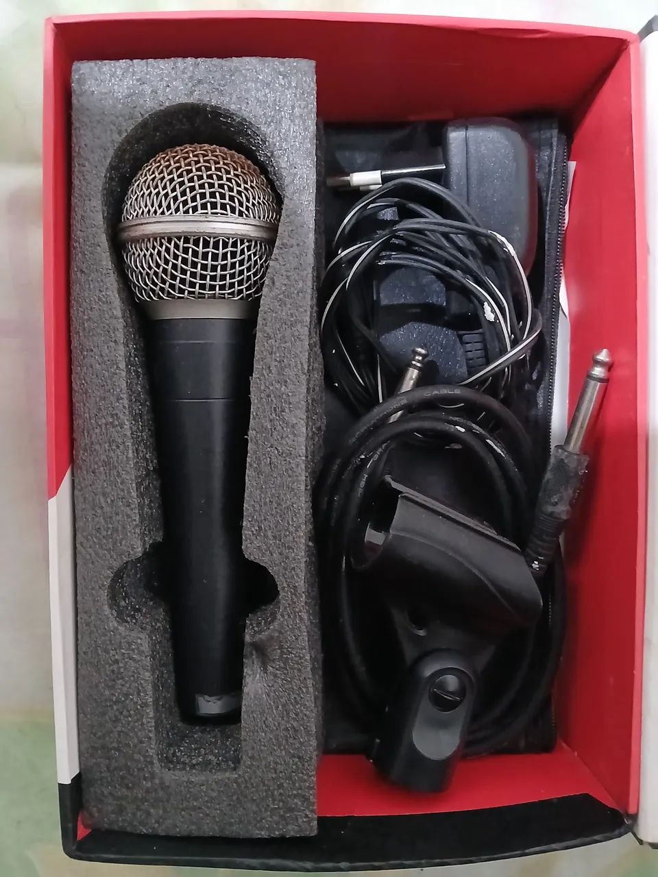 Caixa de som , microfone com fio e outro microfone sem fio - Foto 2