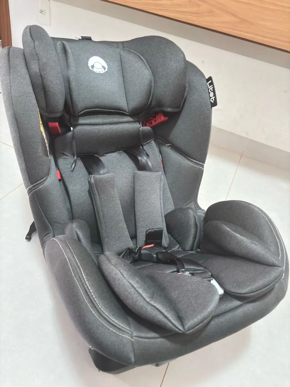 VENDO CADEIRINHA PARA AUTO
