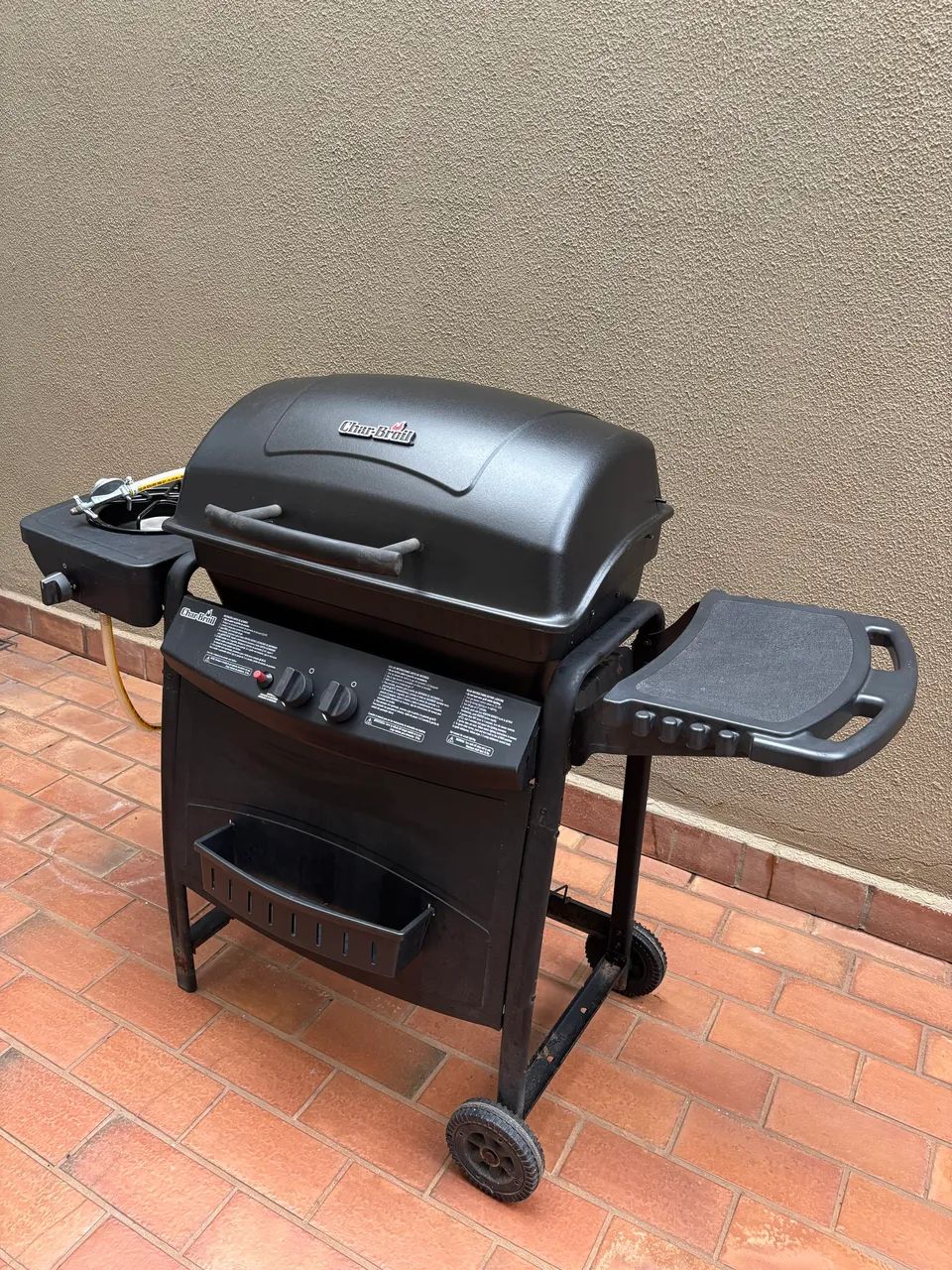 Churrasqueira a Gás Char-Broil com 1 Boca e Mesa Lateral - Foto 3