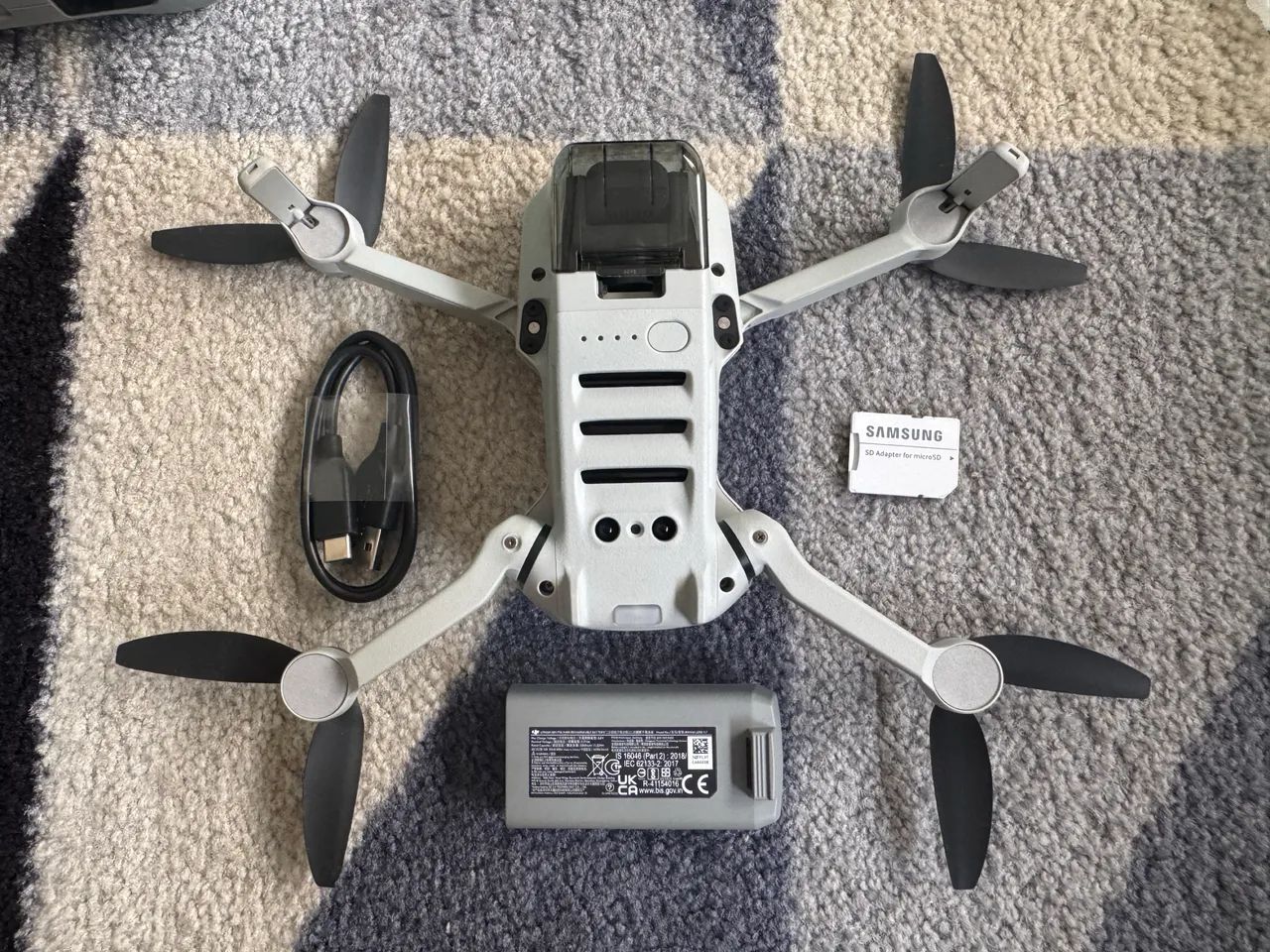 Drone DJI Mini 2 SE (Cartão 256Gb, controle, Case) - Foto 4