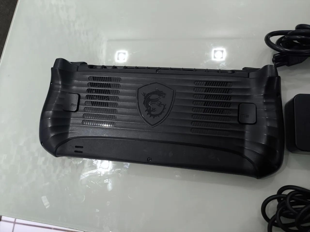MSI Claw 8 AI+ - Foto 3