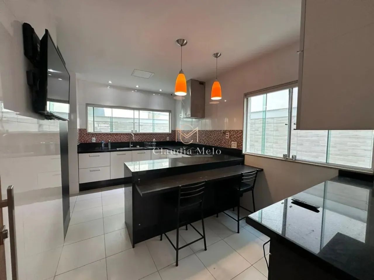 Casa de Alto Padrão com Piscina e Espaço Gourmet venda e locação - Foto 5