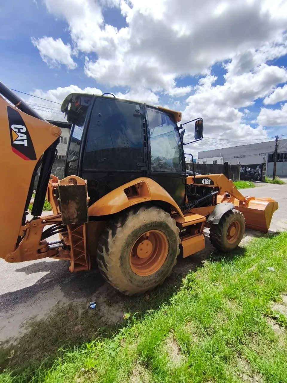 RETROESCAVADEIRA CAT 416E - Foto 3