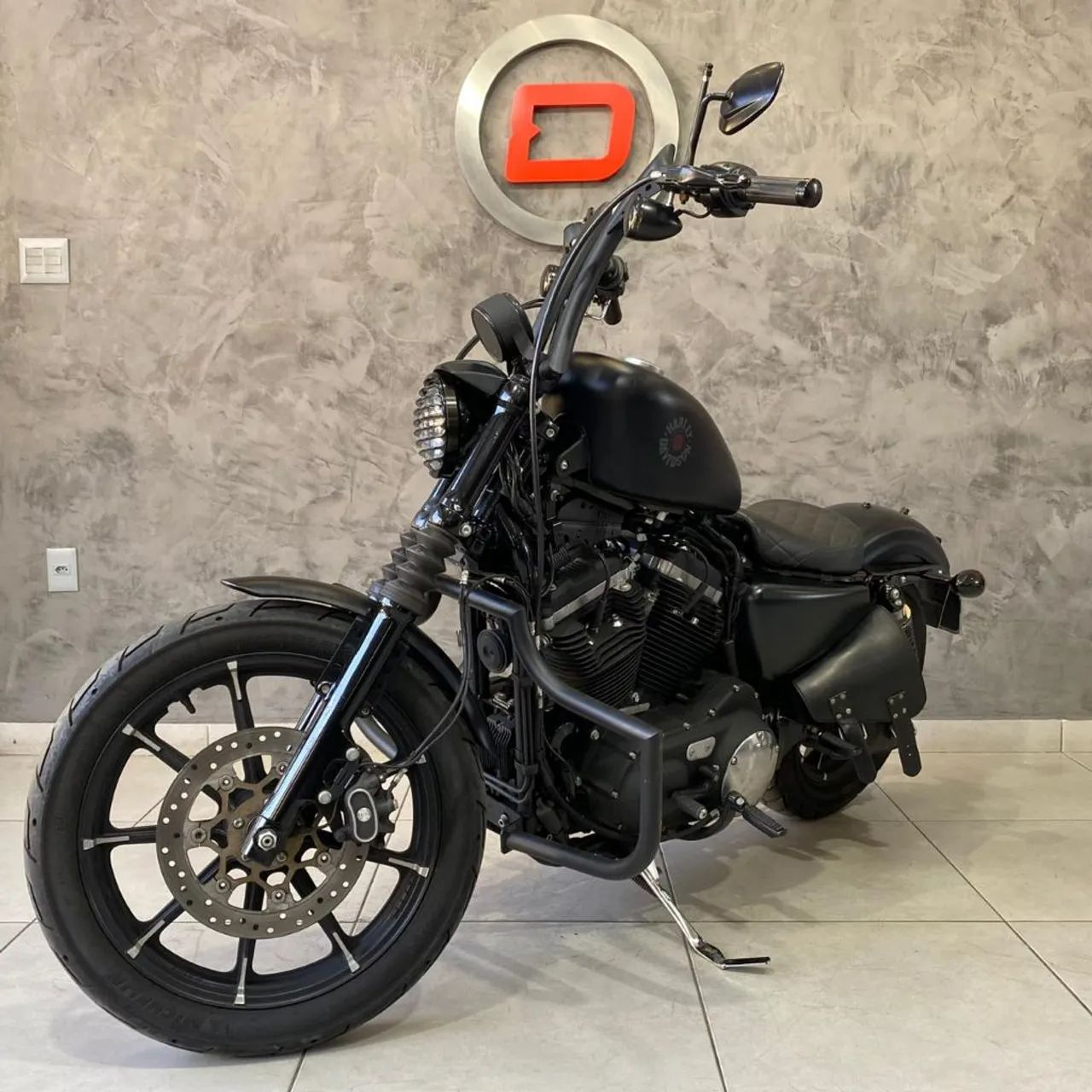 XL 883N IRON - Foto 4