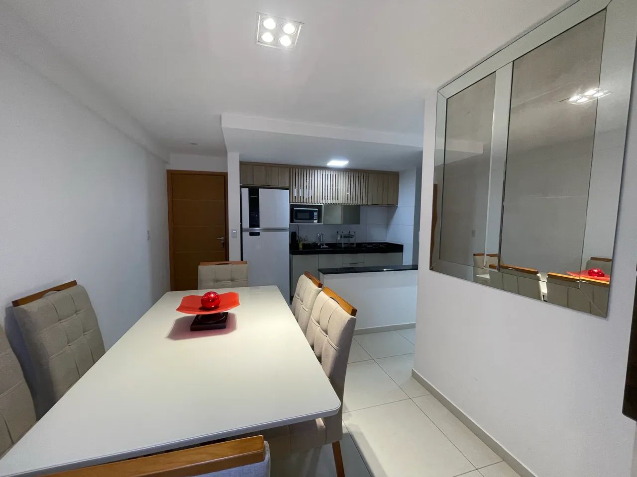 Aluga-se apto no Bessa mobiliado $3.600,00