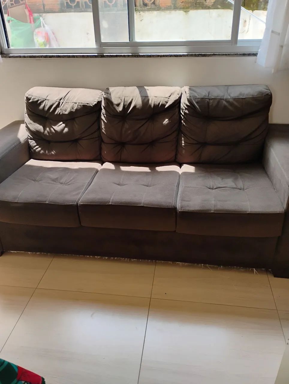 Sofá 3 lugares 