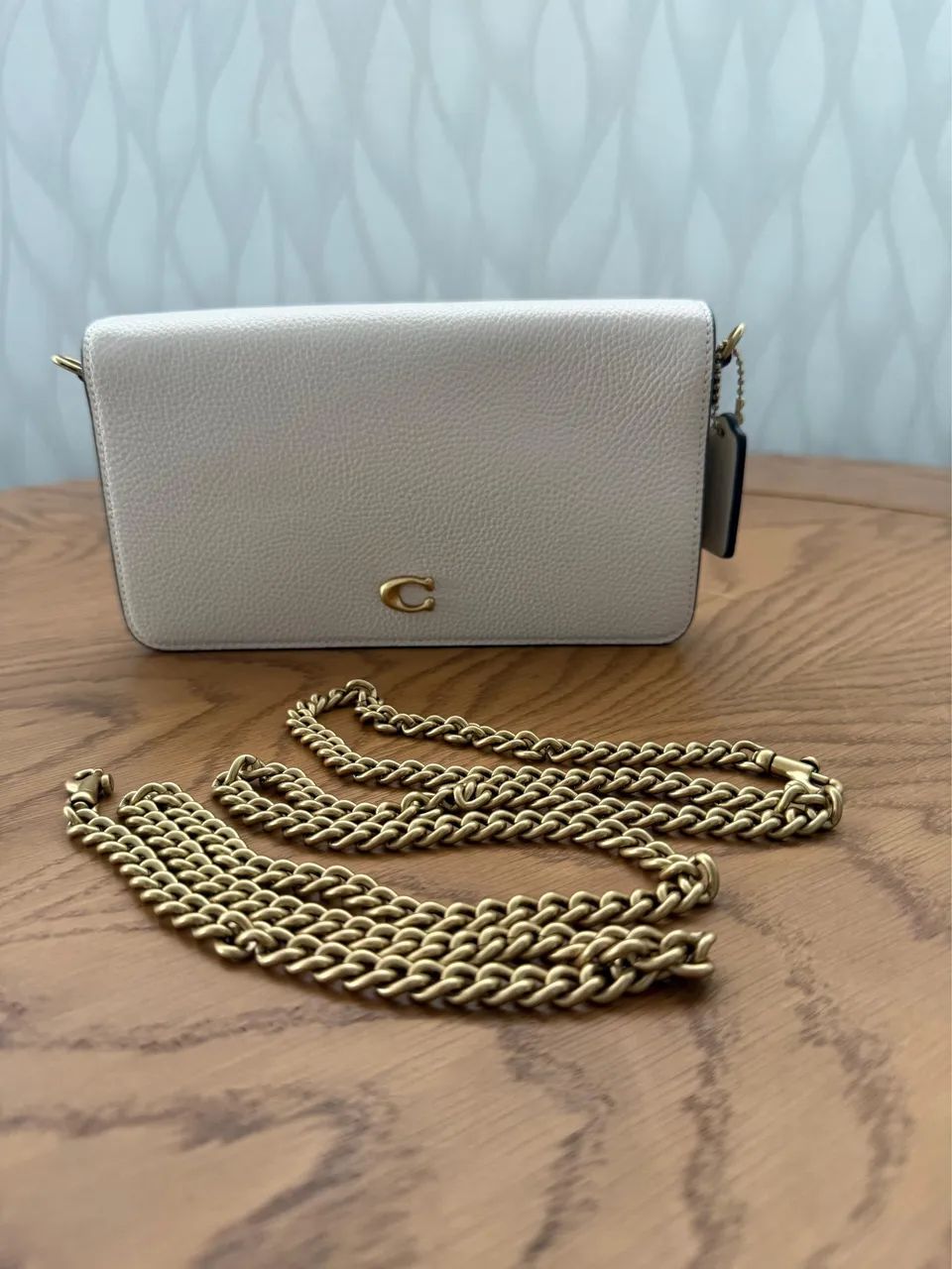 Bolsa Coach Mila crossbody 