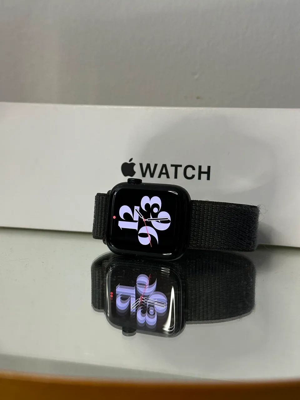 Apple Watch SE 2 44mm preto   - Foto 2