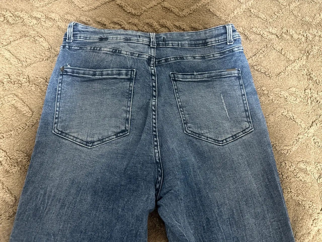 calça jeans 46 - Foto 3