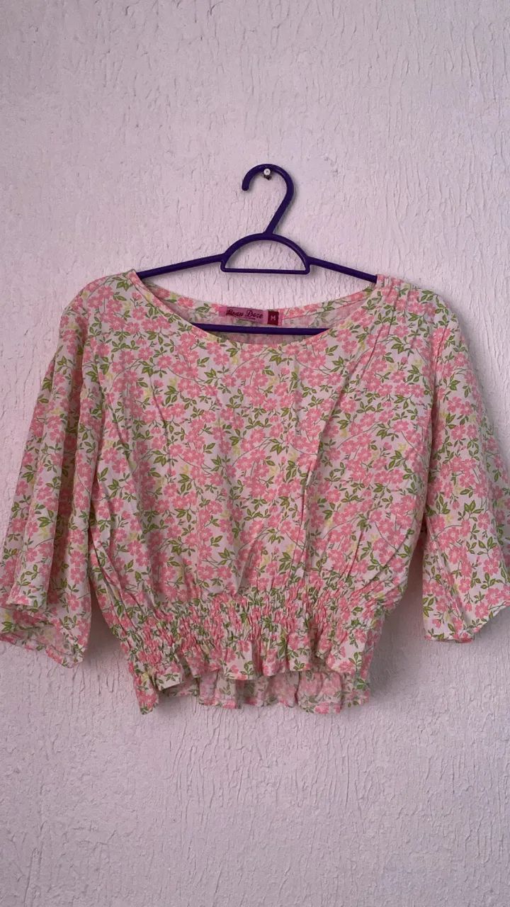 2 Blusas Floral - Foto 2