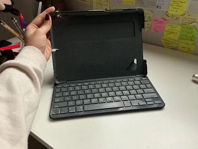iPad 5ª Geração A1822 32GB + Teclado | Ótimo Estado | Completo - Foto 3