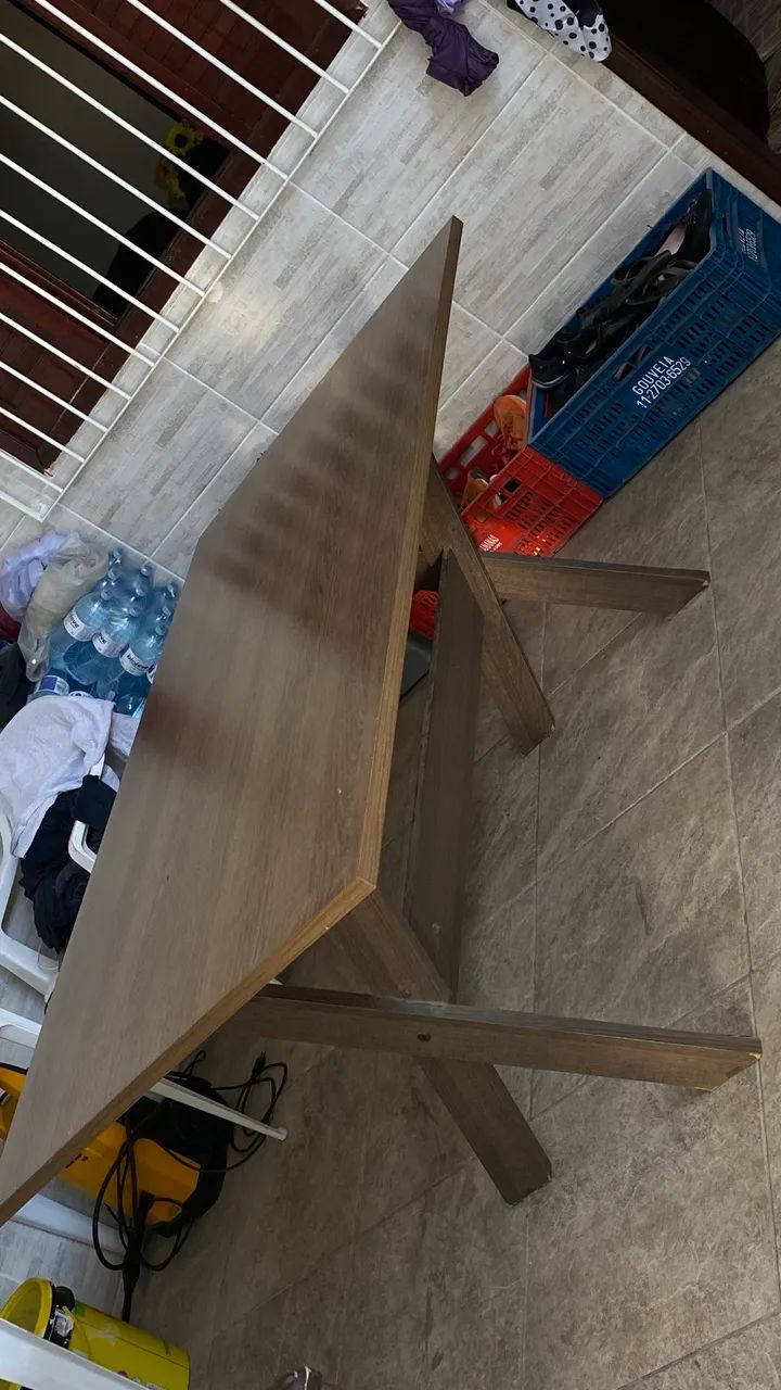 Vendo mesa seis cadeiras R$600,00 - Foto 2