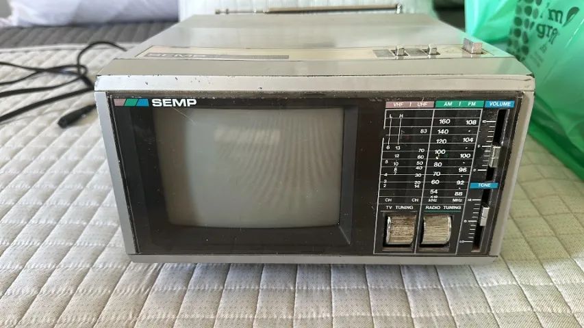 Mini TV Semp Toshiba - 6 Polegadas