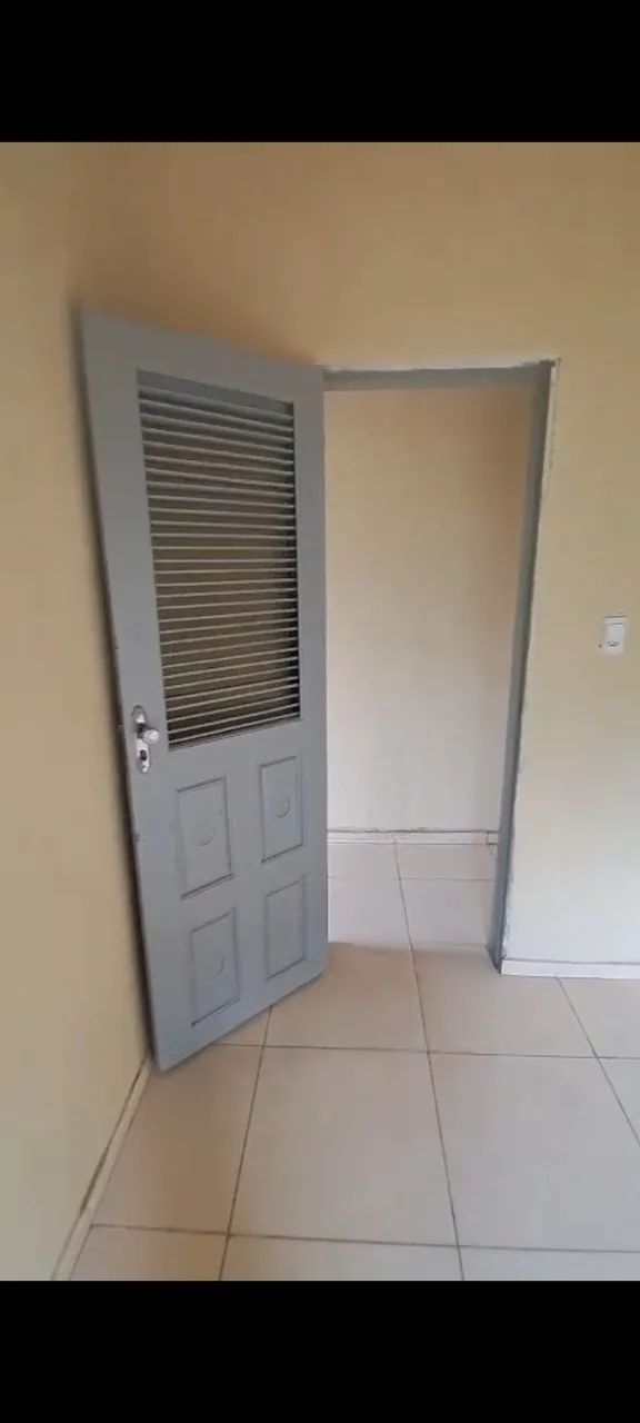 Casa com 2 quartos, 1 banheiro e cozinha - Foto 3