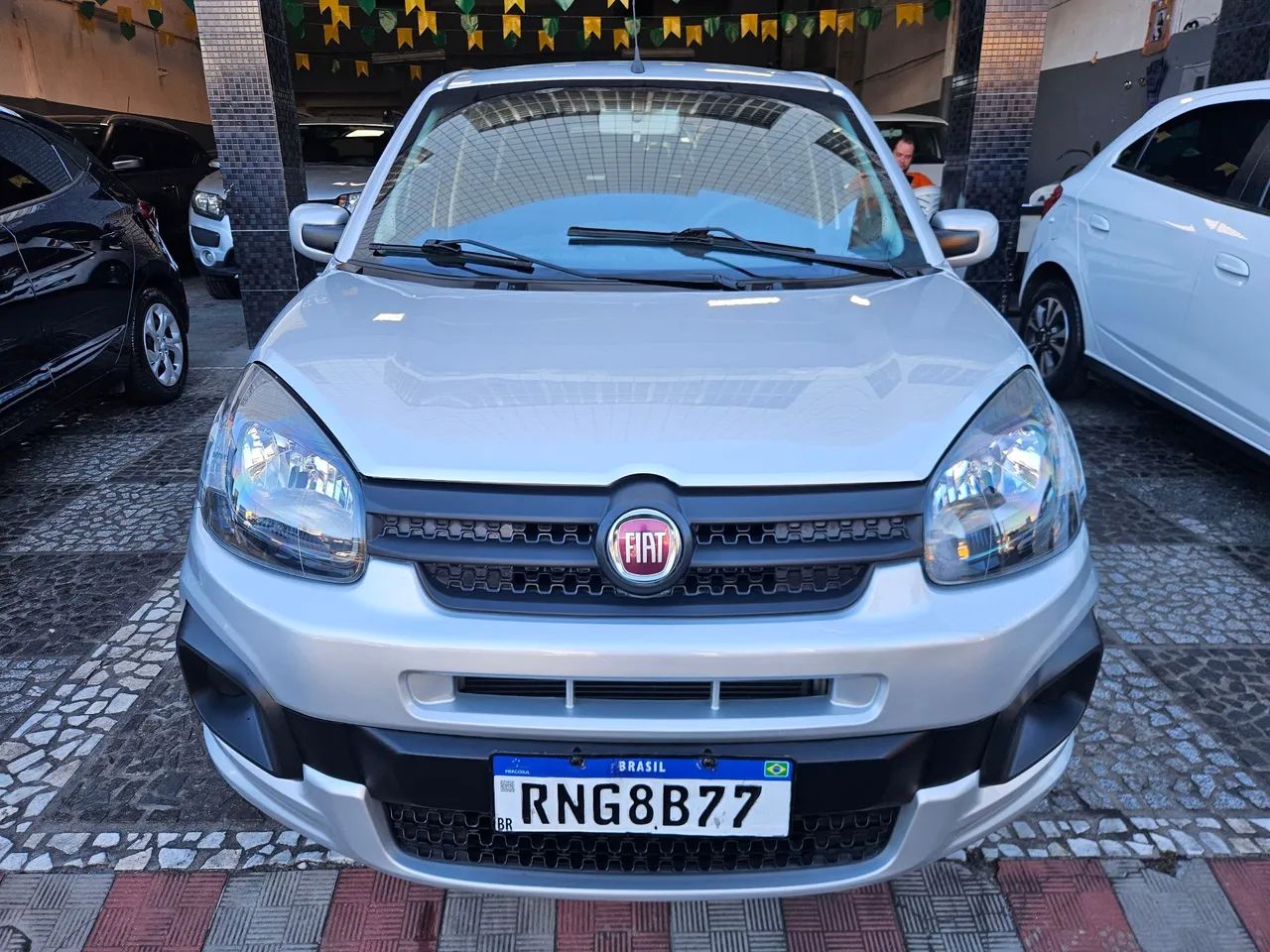 Fiat Uno Attractive 1.0 EVO Fire Flex 8V 5P 2021 - Foto 3