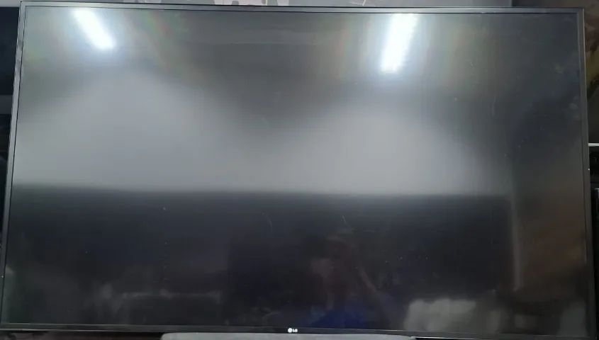 Monitor LG 47" Full HD Profissional IPS  - Foto 2