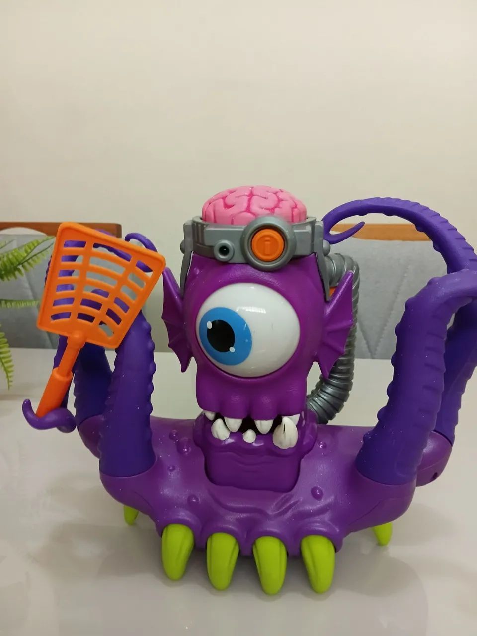 Space Alien - Com sons e luzes - Raro - Foto 3