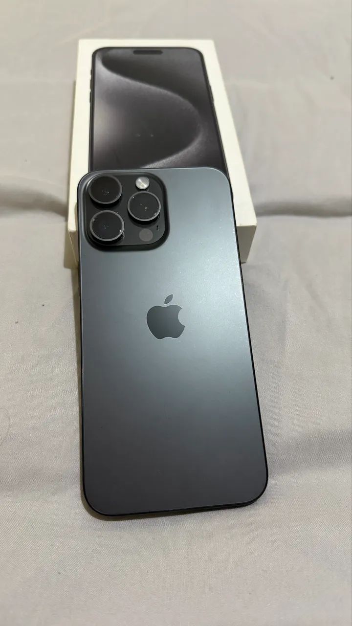 iPhone 15 Pro max - Foto 2
