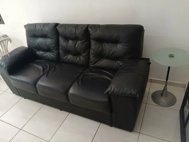 Sofá 3 lugares courino preto - Foto 3