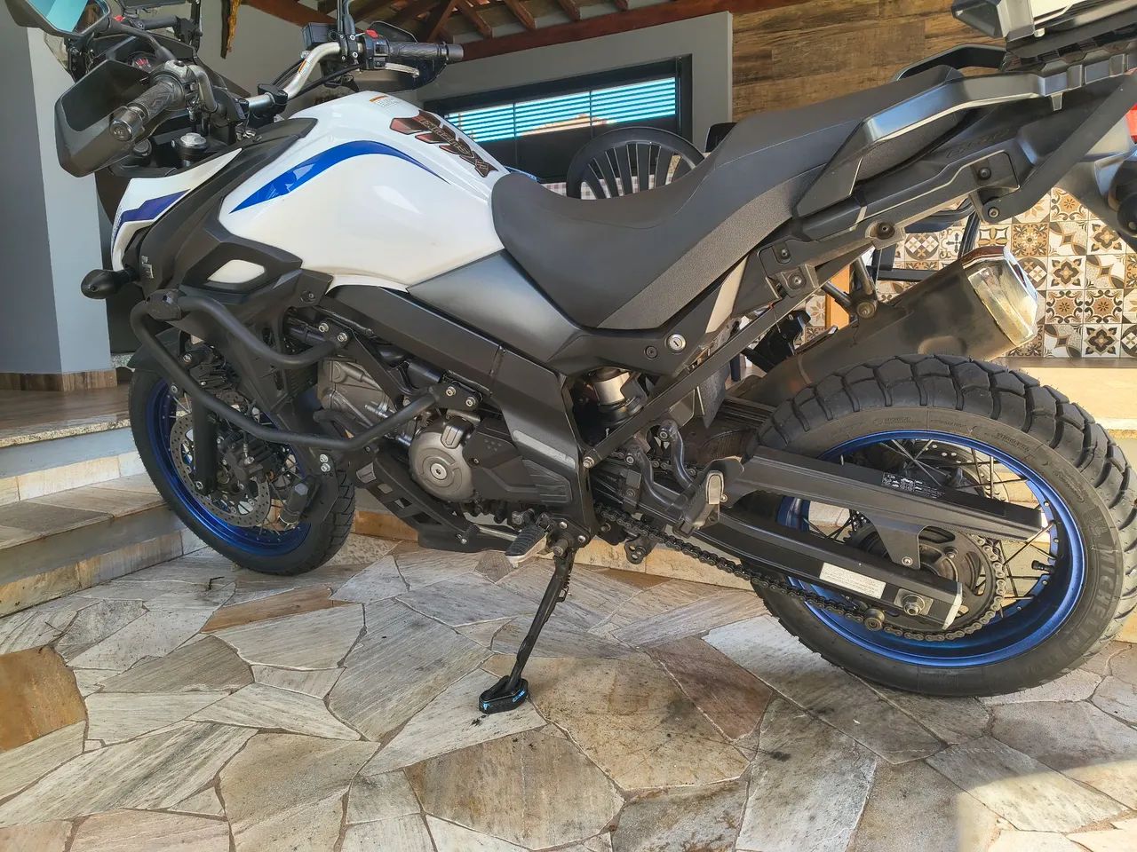 Vendo V-Strom 650xt 2020 - Foto 3