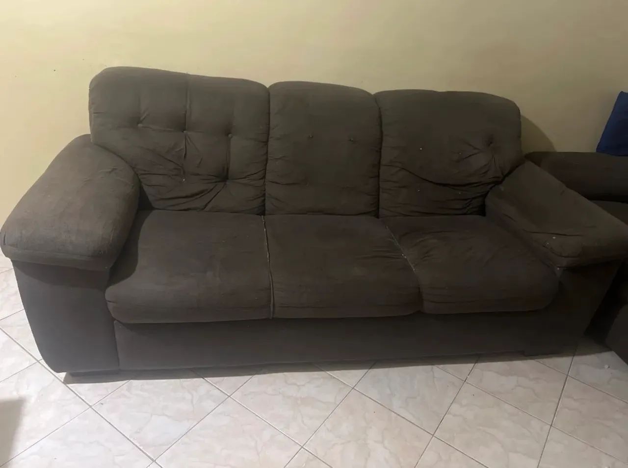 Vendo sofá 2 e 3 lugares  - Foto 2