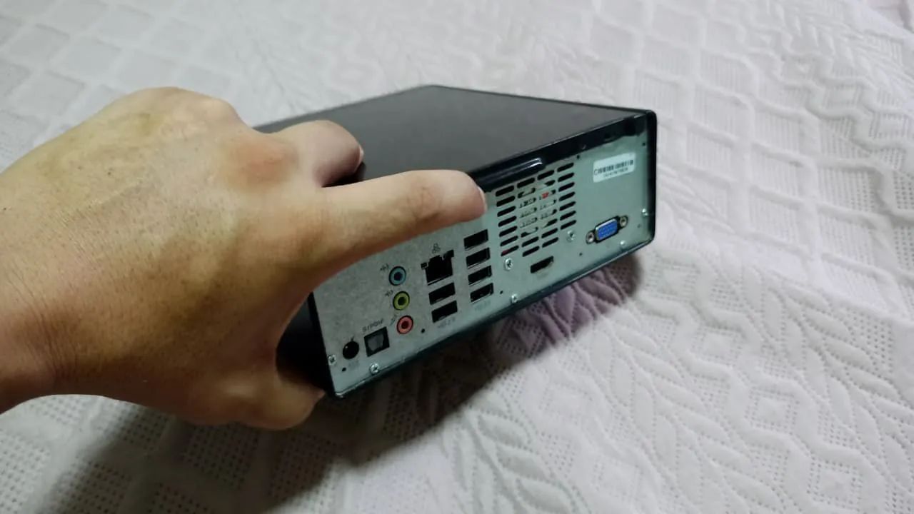 Mini Pc Asrock 4gb ram HD 320  - Foto 2