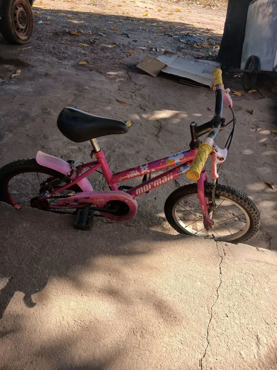 Vende-se bicicleta aro 16 infantil na cor rosa  - Foto 4