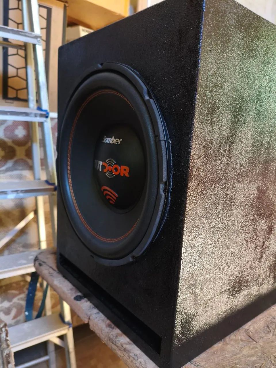 Caixa subwoofer Bomber Outdoor 12 polegadas 300 Rms Nova - Foto 3
