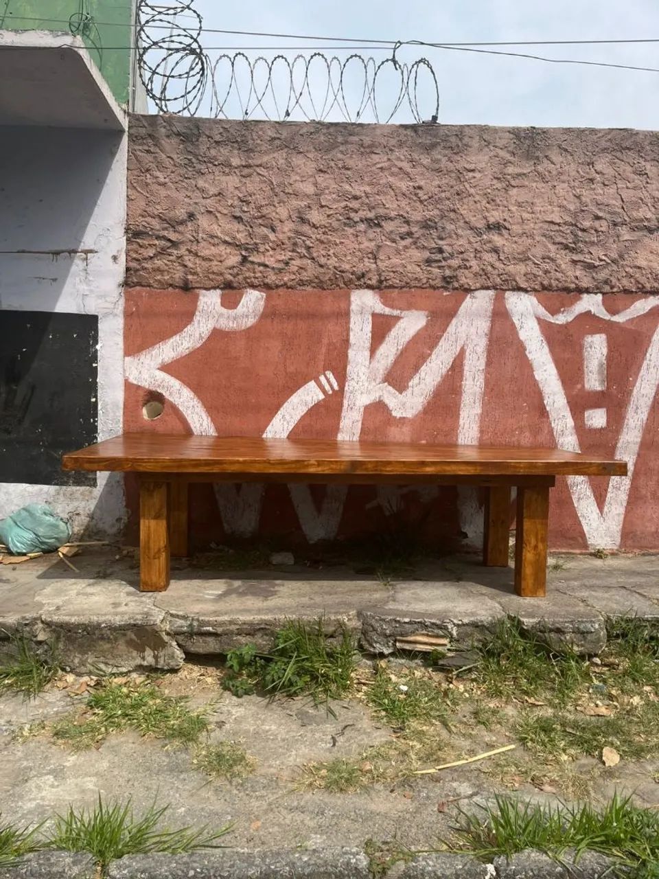 Mesa de madeira maciça grande - Foto 4