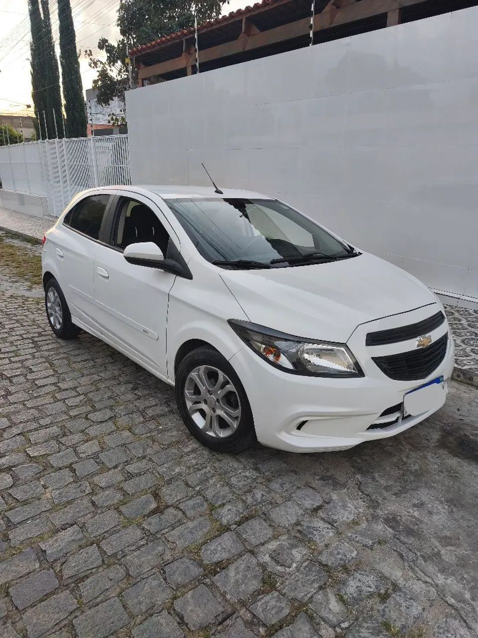 VENDE-SE ONIX 2019