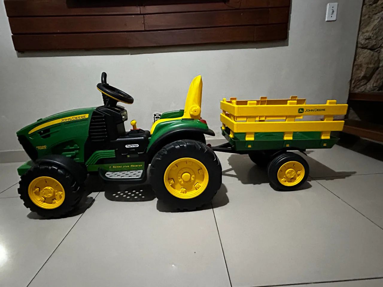 Tratorzinho John deere