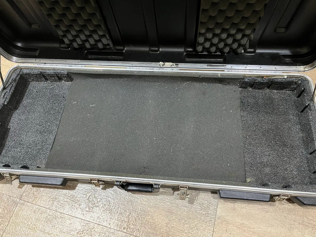 Case hard case para teclado sintetizador SKB - Foto 3