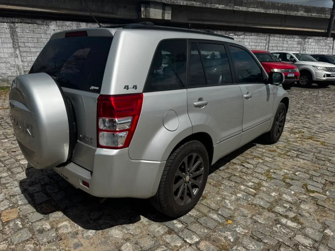 Suzuki Grand Vitara Grand Vitara 2.0 16V 4x2/4x4 5p Aut. 2015
