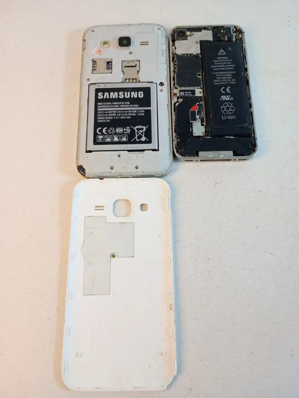 Lote 2 Celulares Antigos Sucata Pecas Samsung E iPhone - Foto 4