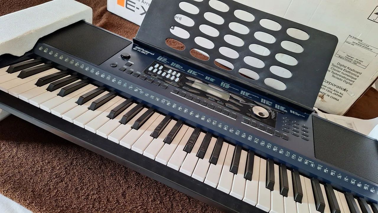 Teclado roland ex30 