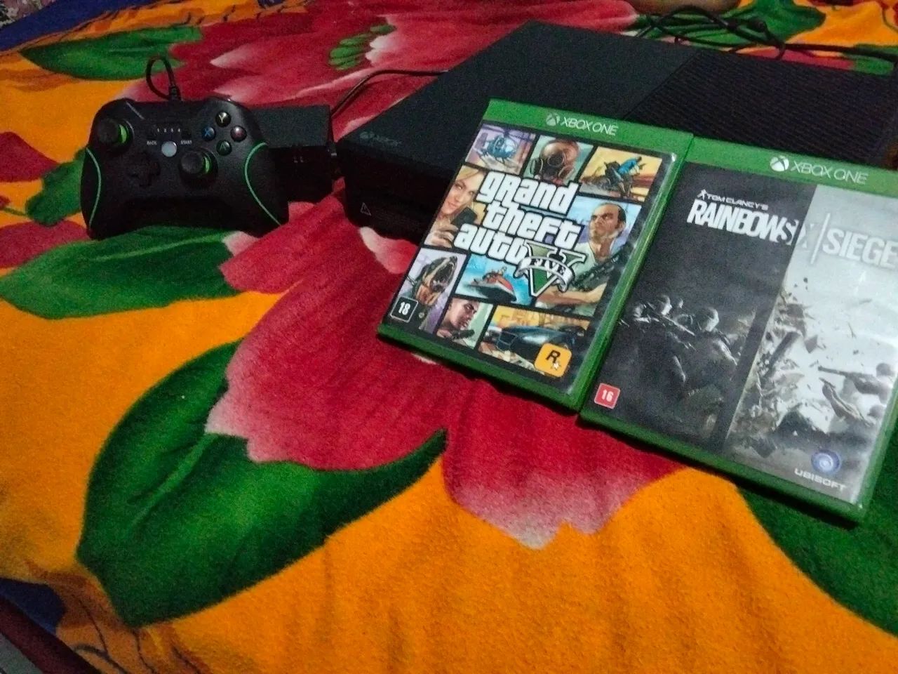 Xbox one com 1 controle e 2 jogos - Foto 2