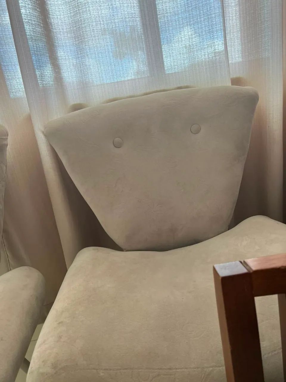 2x Poltronas na cor bege *usadas* - Foto 2