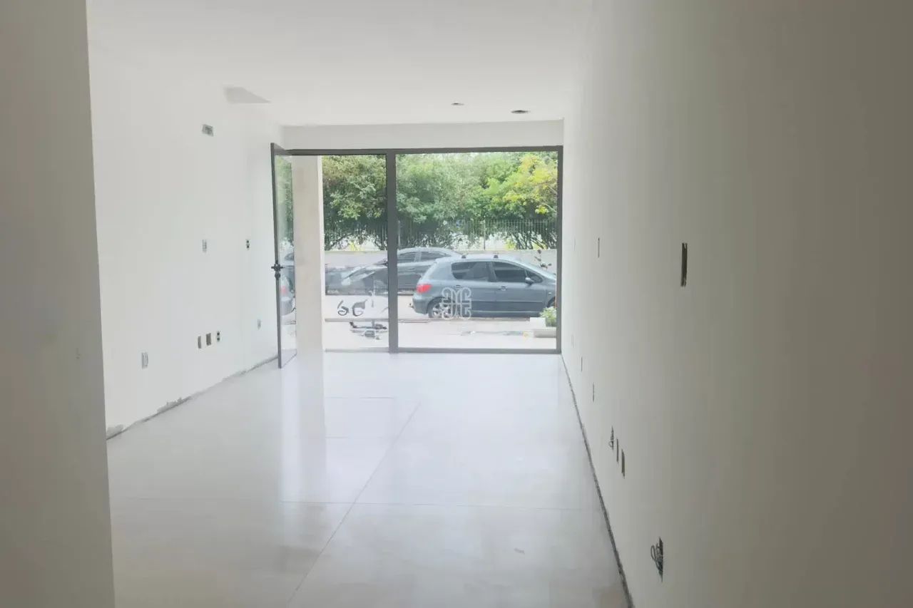 Sala Comercial à Venda 31m² em Jurerê Florianópolis SC - Foto 3