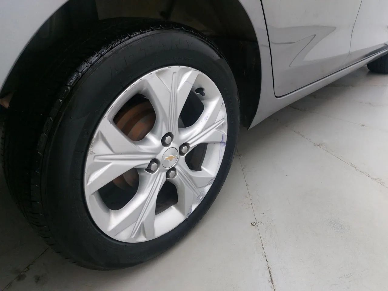 Chevrolet Onix Plus LTZ 1.0 12V TB Flex Aut. 4P, foto 14 de 18