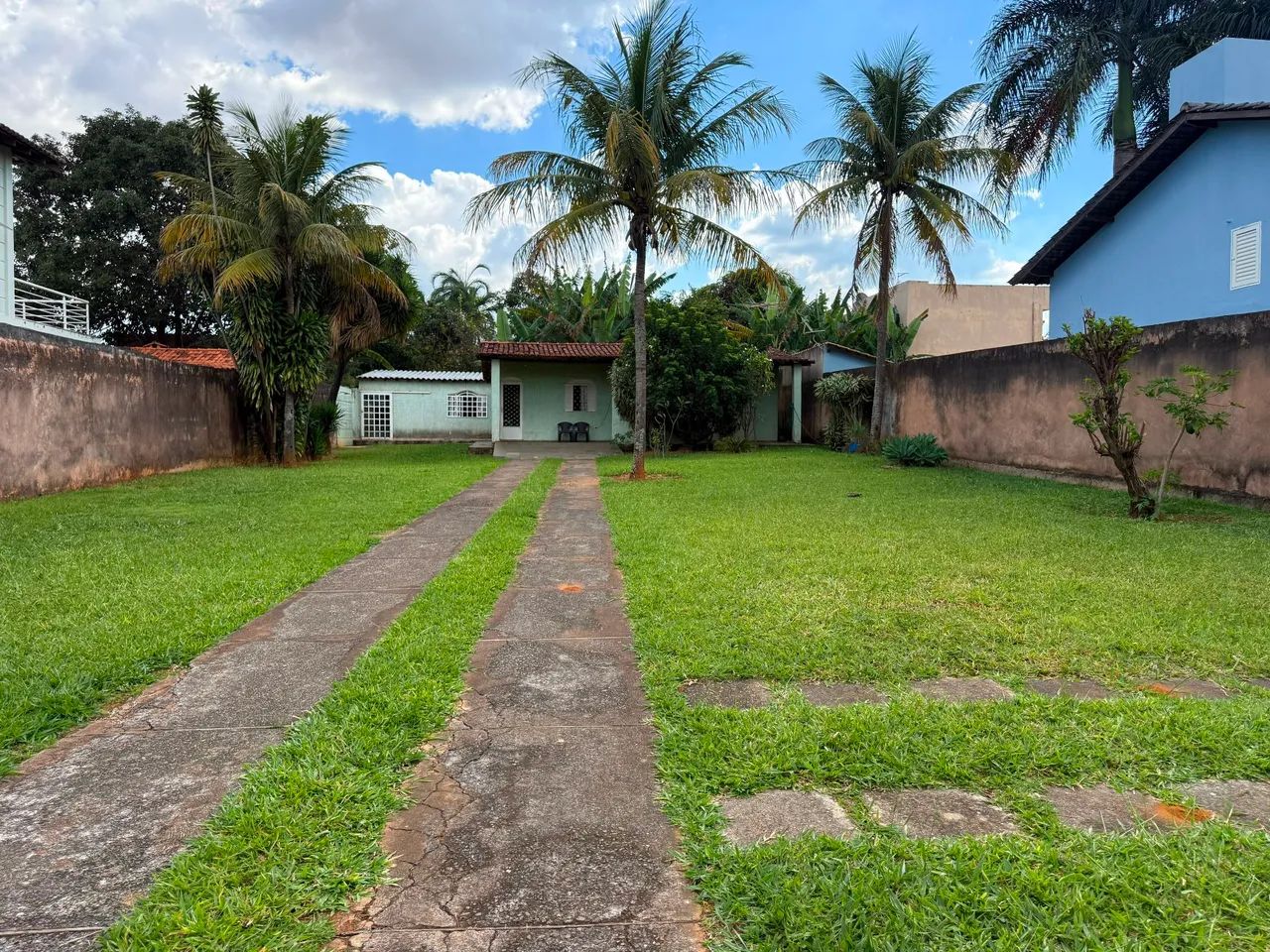 Vicente Pires Lote de 800m com casa de 2 Qts 